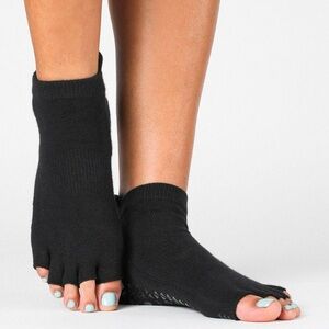 Black Toe Socks with Grip